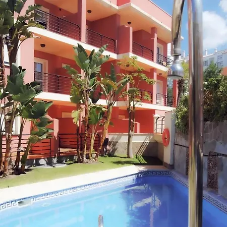 Anoreta Playa Y Golf 托雷德本纳贾尔邦